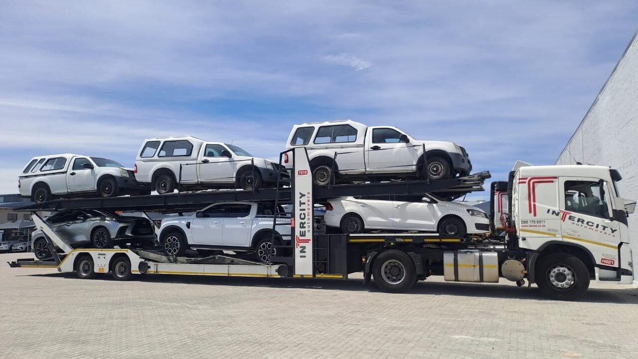Automotive Industry Car Movers Delivery To Client