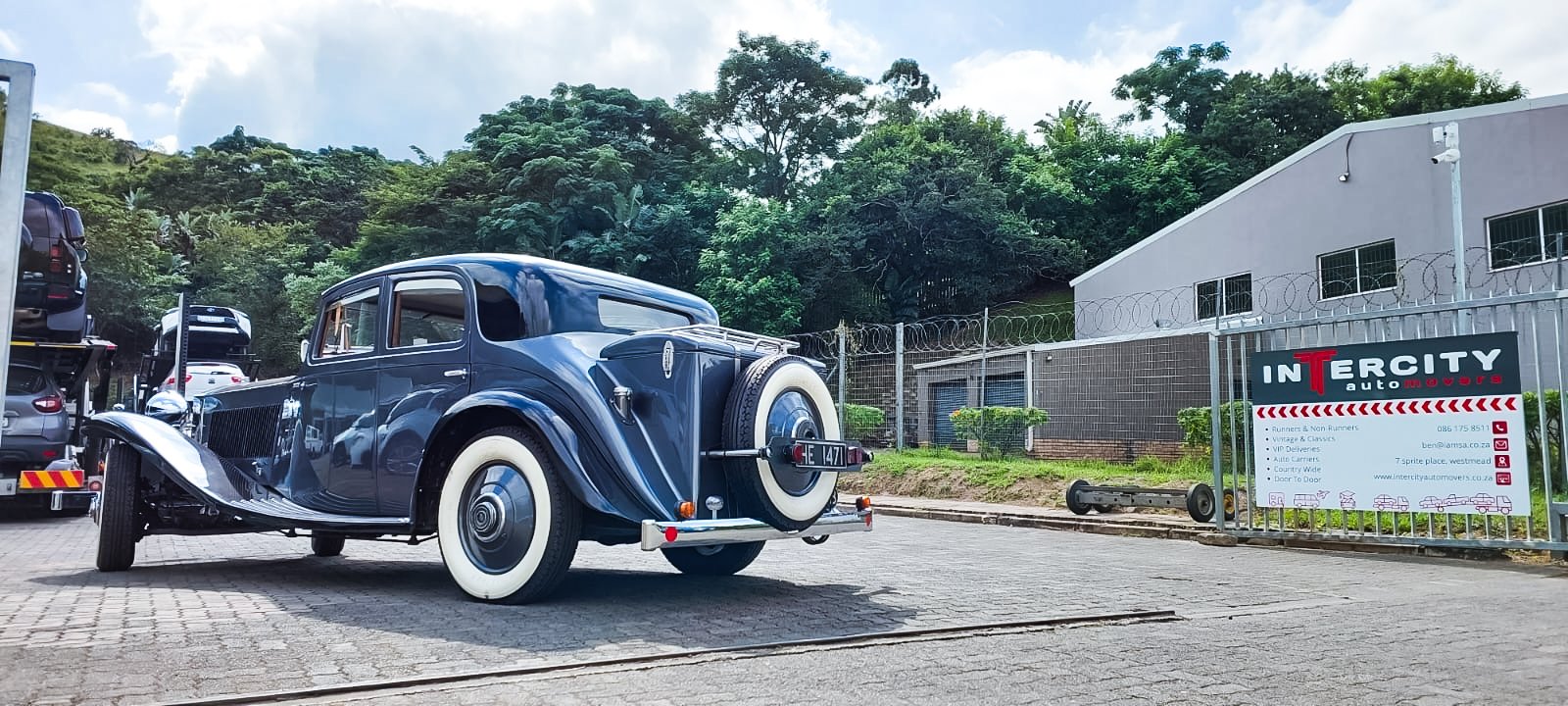 Trusted Classic Car Shipping with Comprehensive Insurance