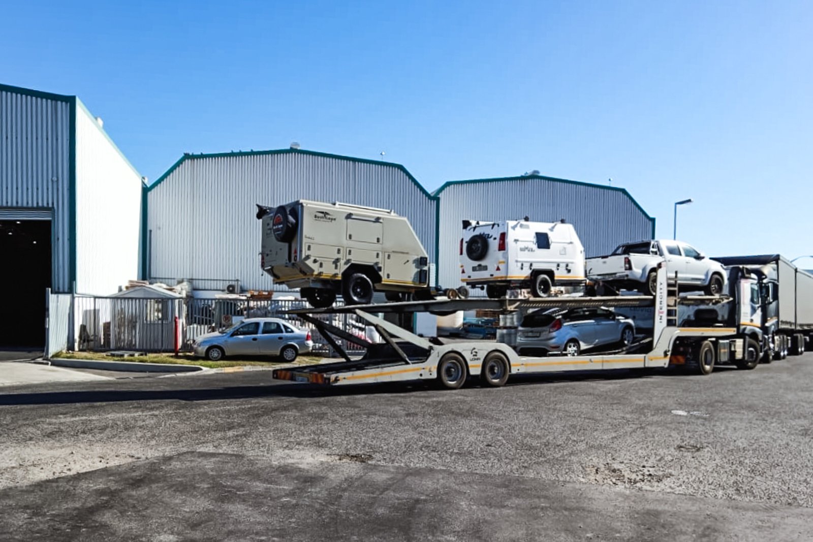 Caravan Transport D2D Services
